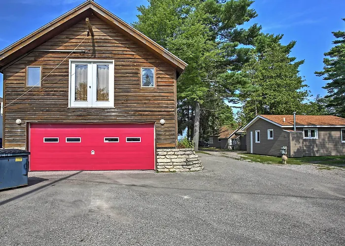 < 1 Mi To Dtwn Suttons Bay! Studio W/ Shared Beach