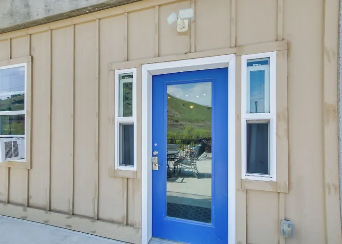 Central Lava Hot Springs Studio W/ Deck & Views!