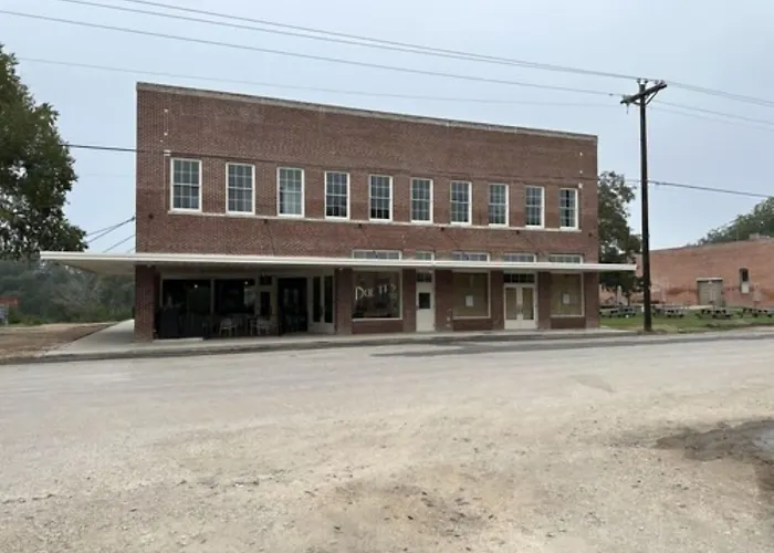 Western 1924 Luxury Lofts