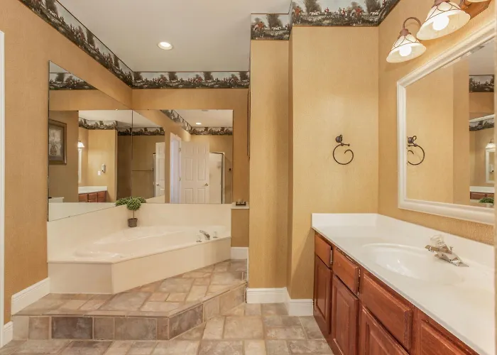 Branson'S Great Rock Retreat