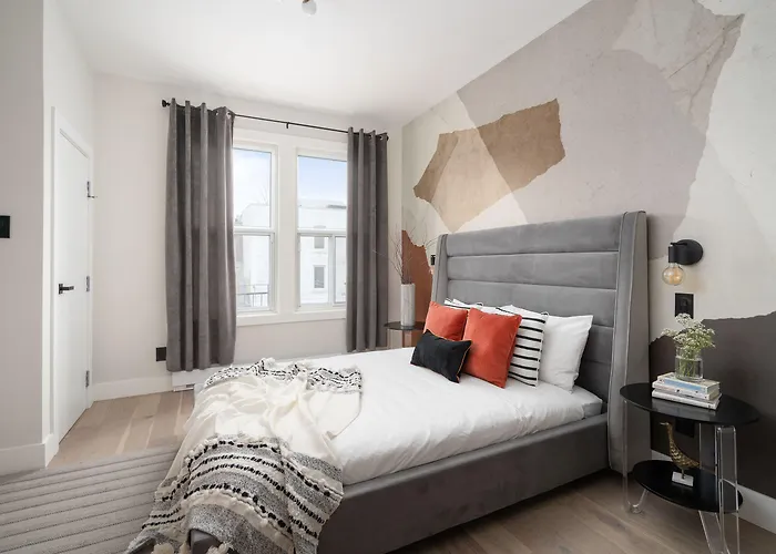 Francois-Denis Apartments