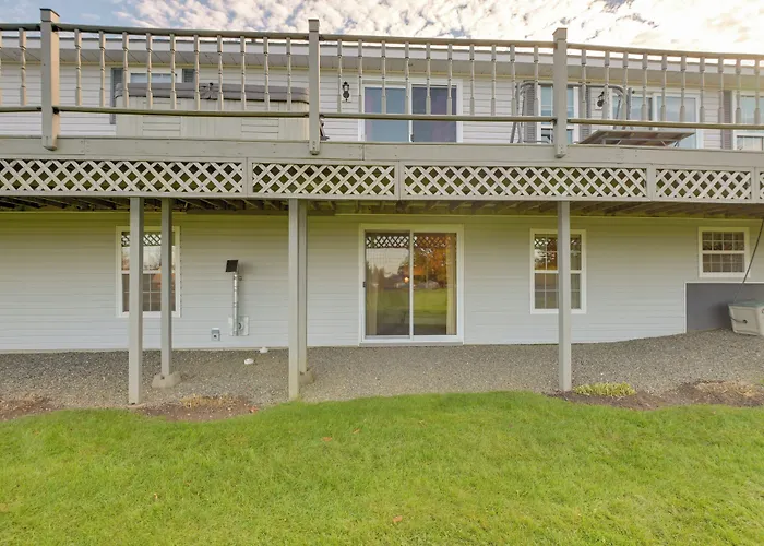 Maine Retreat W/ Ocean Views, Walk To Downtown!
