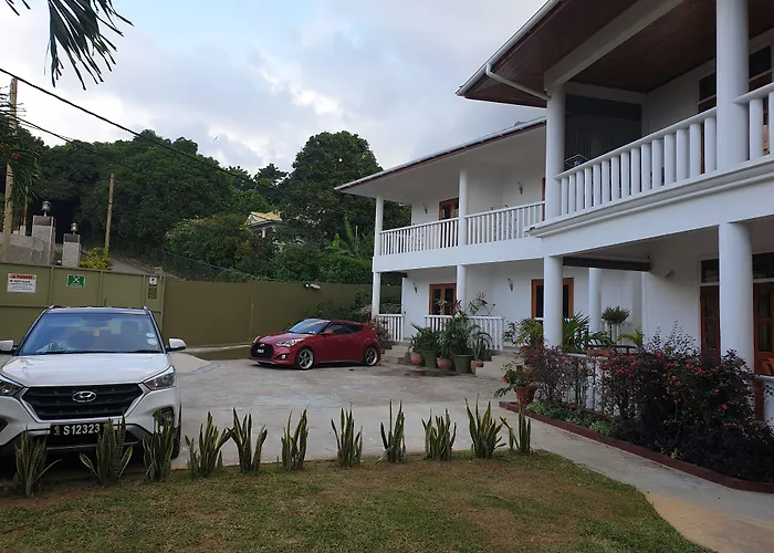 La Maison Hibiscus Self Catering Accommodation