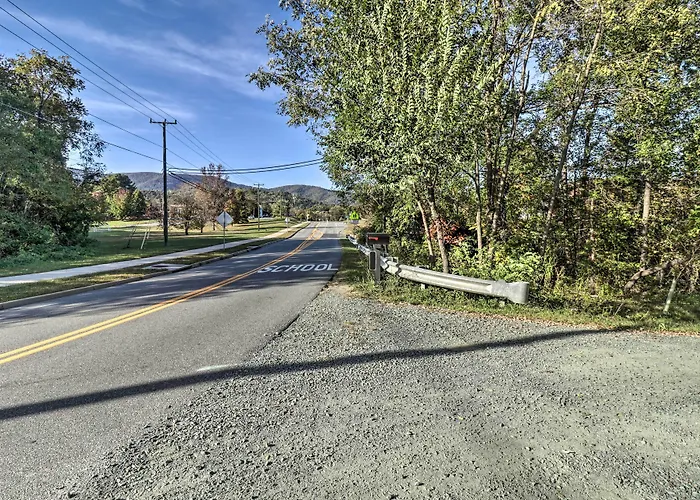 Bright Crozet Apartment W/ Mountain Views!