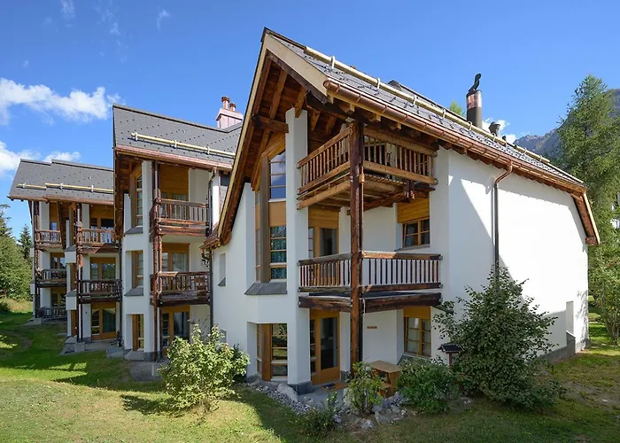 Schweizerhof Ferienwohnungen Lenzerheide Haus 6