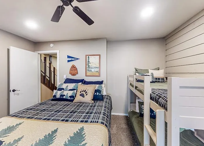 Huntington Lake Condo #102