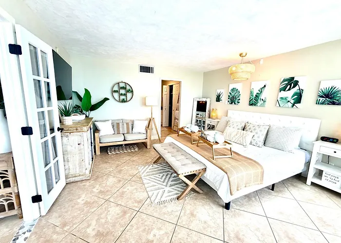 Penthouse Beach Oasis 704 Lovely Daytona Ocean Front Incredible Ocean View