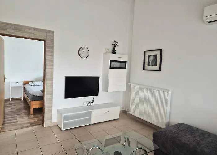 Apartments Nicole Wera