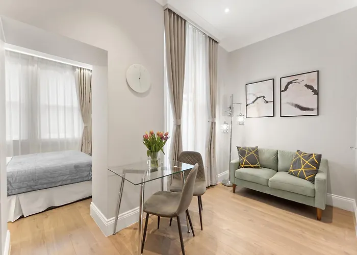 Cleveland Residences Russell Square