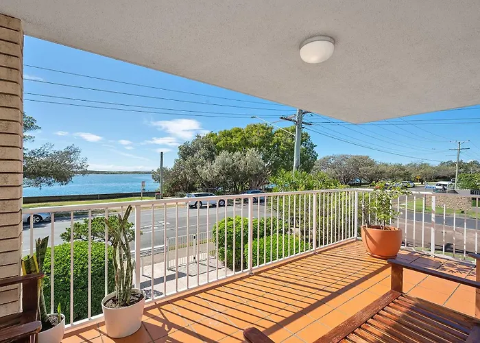 Seascape U1 Golden Beach Retreat With Ocean Views