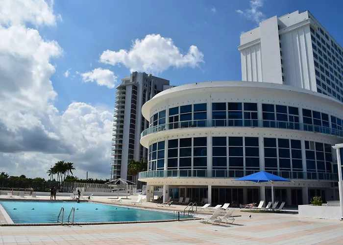 New Point Miami Beach s