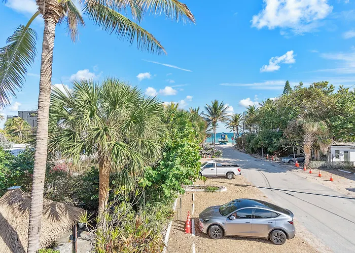 The Desoto - Oceanview Inn