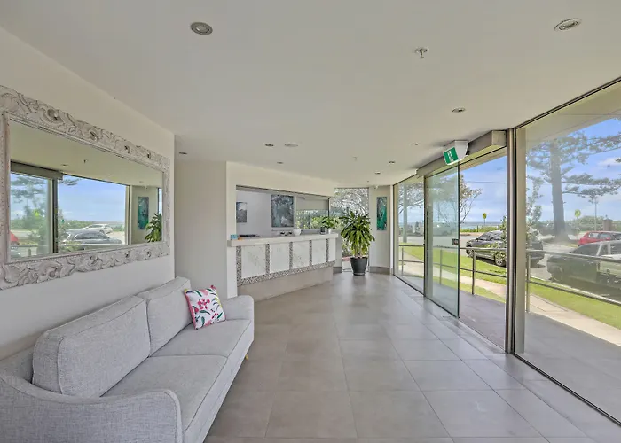 Hotels with tennis Boulevard North Holiday Apartments