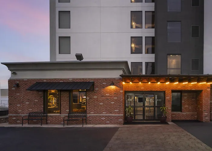 Best Western Plus Newark Airport West