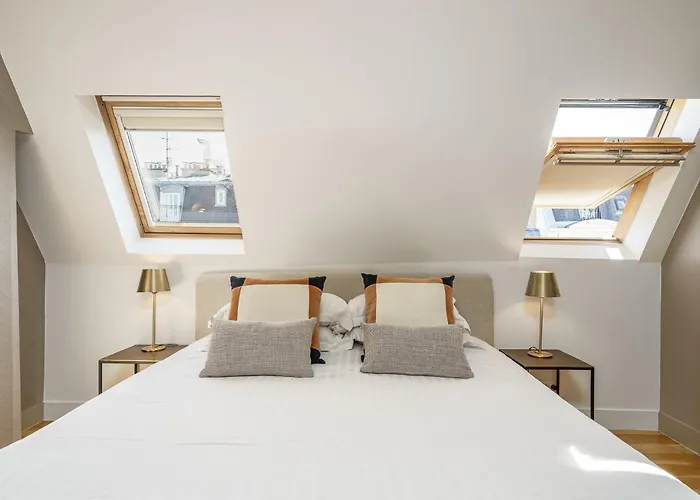 Apartments Du Louvre - Le Marais