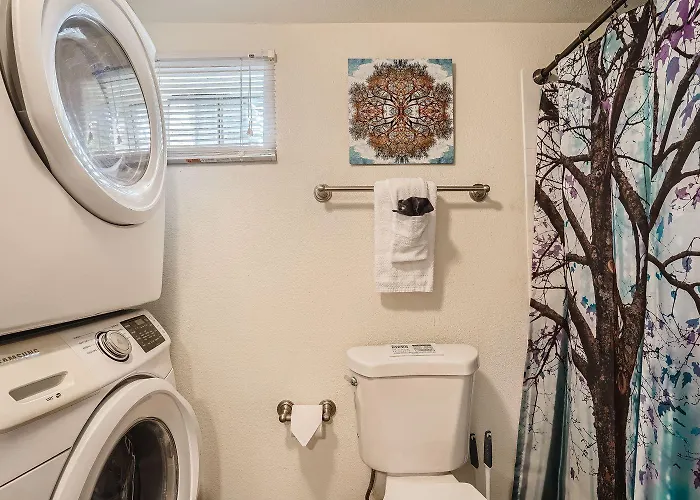 Sloans Lake Getaway - Basement Apartment Near Broncos And Downtown Denver