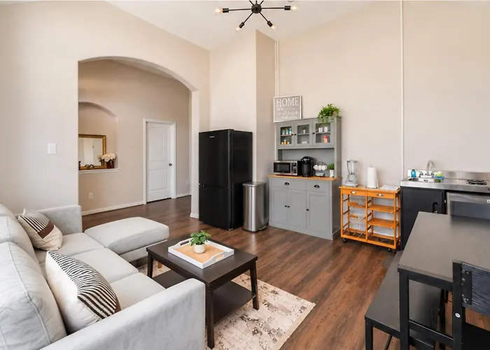 Arbor Suite 2Br Guest Suite In Cypress Near Outlet Mall