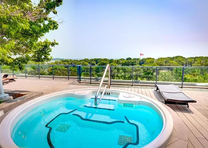High Rise Suites - Cn Tower, Pool, Hot Tub & Gym - Cn Tower And Rogers Centre