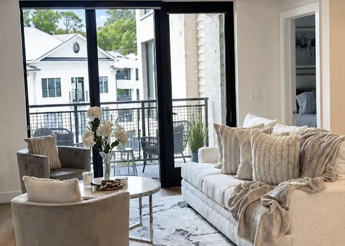 Buckhead Atlanta Luxury Suite
