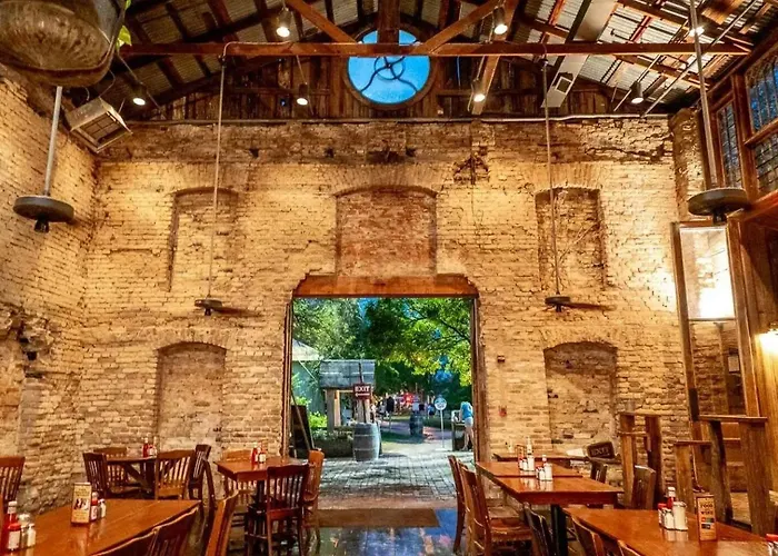 Whiskey River Texas Music Condo On The Guadalupe Walk To Gruene Hall