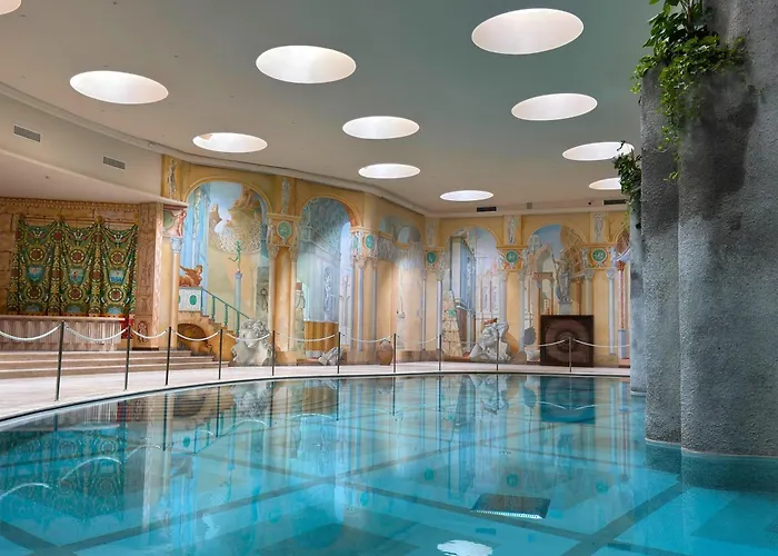 Hilton Palace