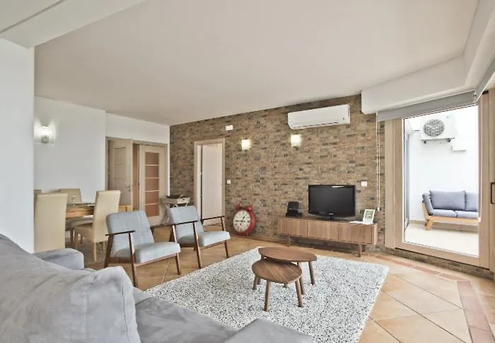 Sesimbra California Beach Apartment
