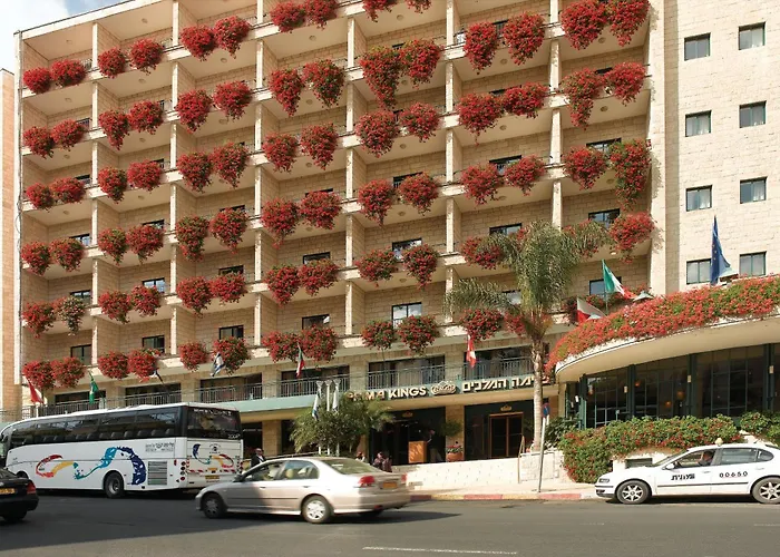 In Luxury hotels Prima Kings