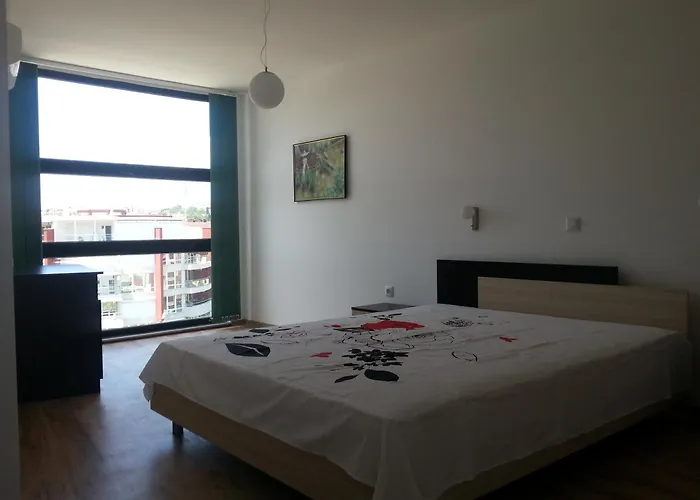 Azur Apartments