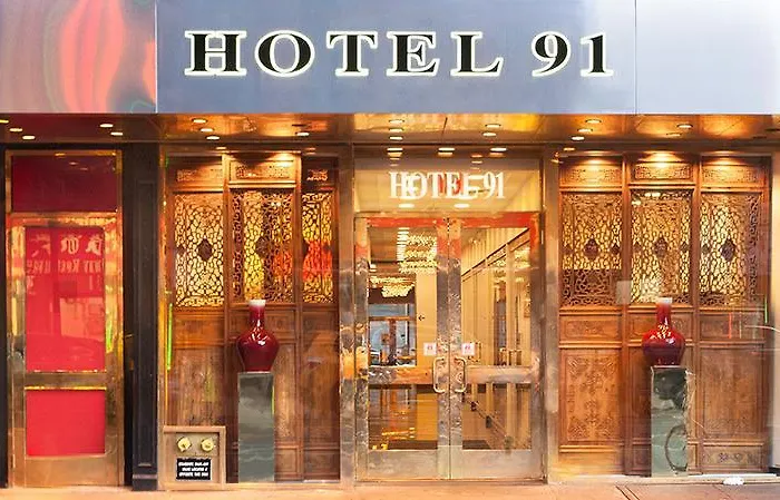 Beach Hotels 91