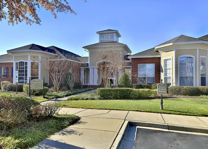Oakwood Living Raleigh At Brier Creek