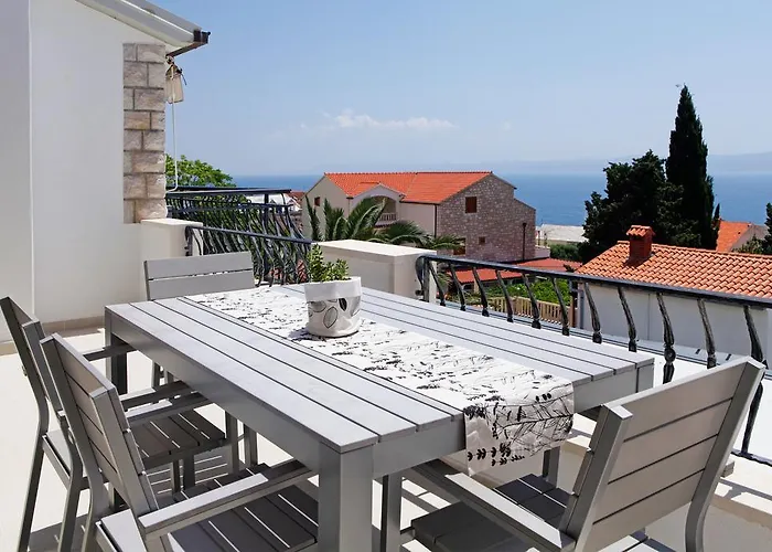 Apartments Diana - New Heated Pool