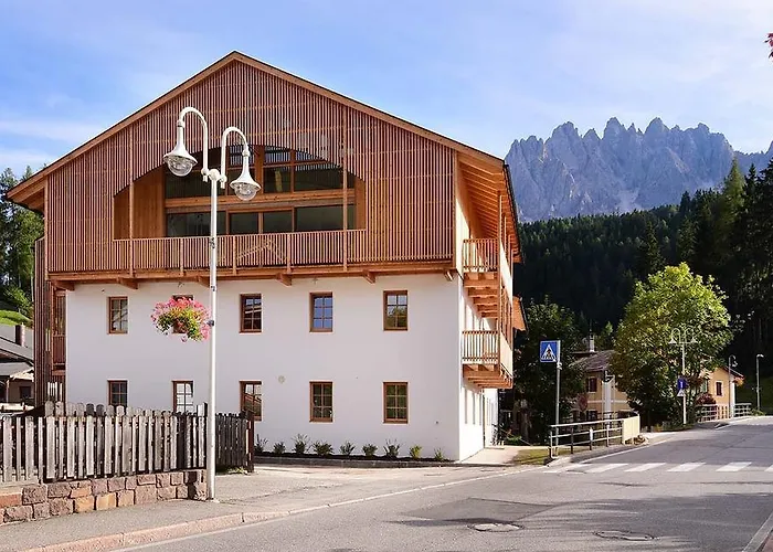 Residence Simml & Schlosser