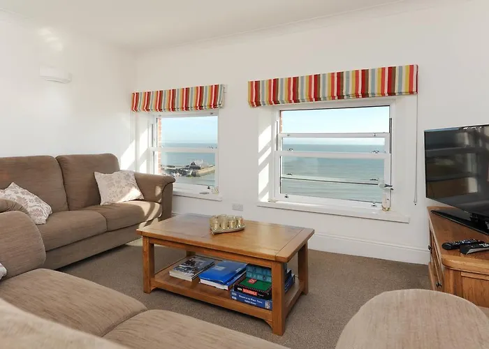2 Bed Beach Front Apartment With Spectacular Views Overlooking Viking Bay