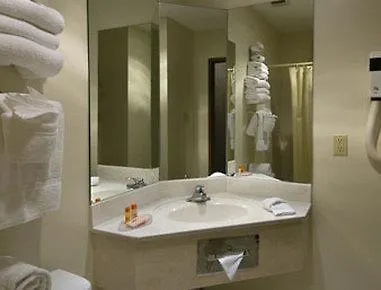 Howard Johnson Inn Savannah Ga