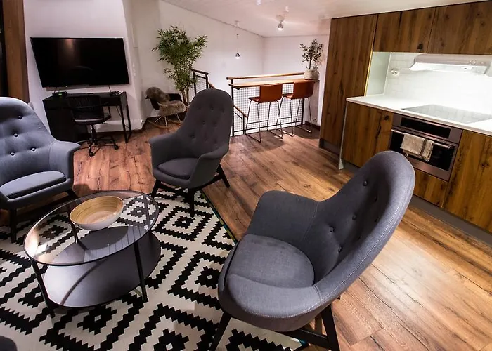 Home Again Apartments Nygata 16
