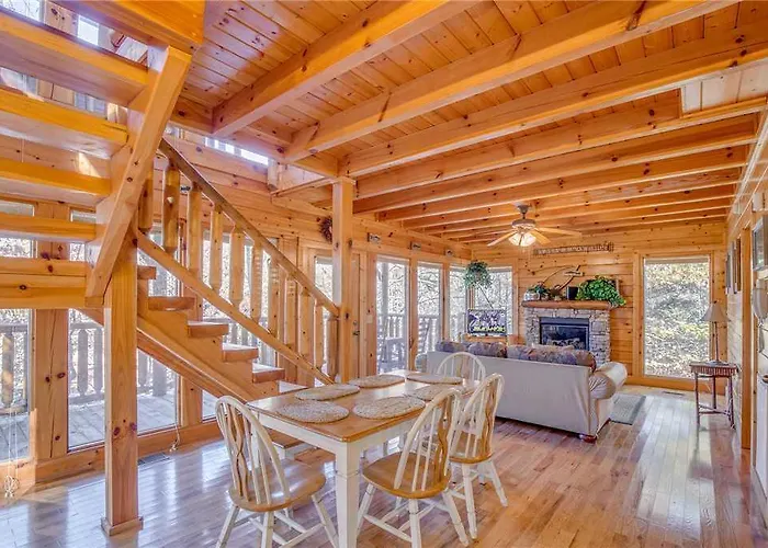 Villa with pool Secret Romance- Two-Bedroom Cabin