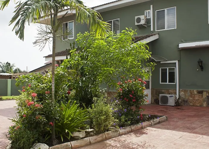 Guest house: Quest Lodge