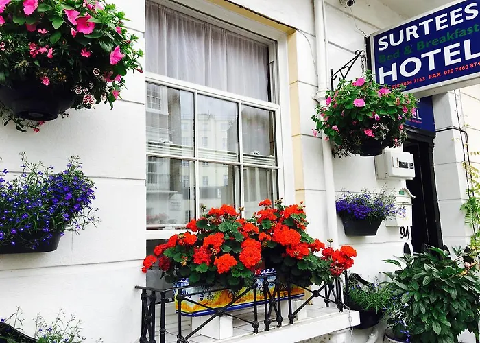 B&B: Surtees Hotel