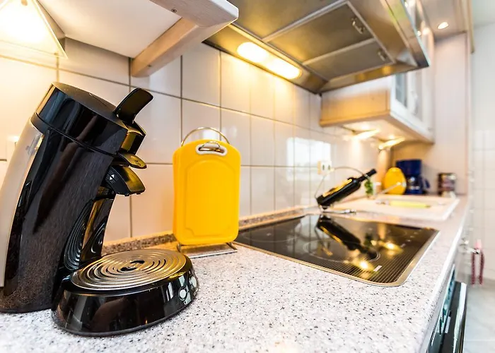 Ferienwohnung Koeln Messenaehe