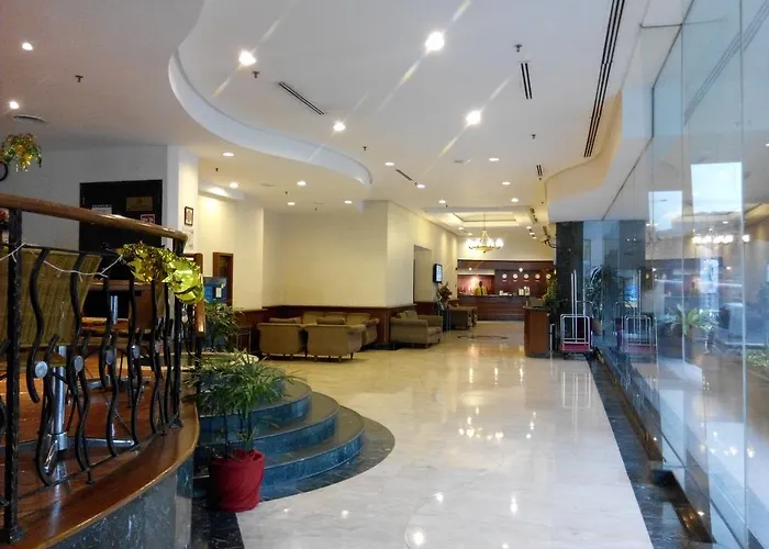Cheap hotels Mandarin Court