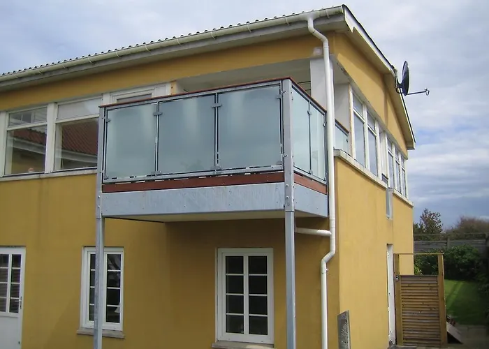 Lokken Bright Apartment