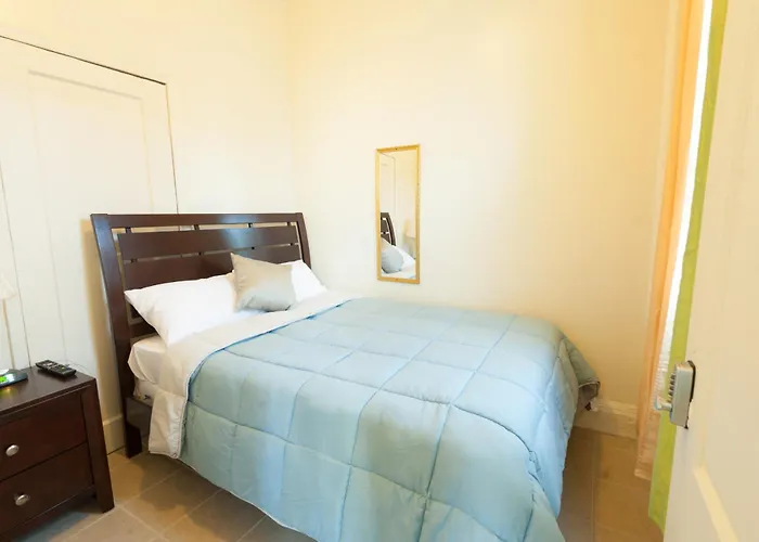 Studio And 1 Bedroom Apartments - Bronx