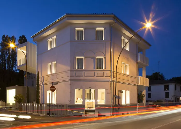 Ai Bastioni Boutique