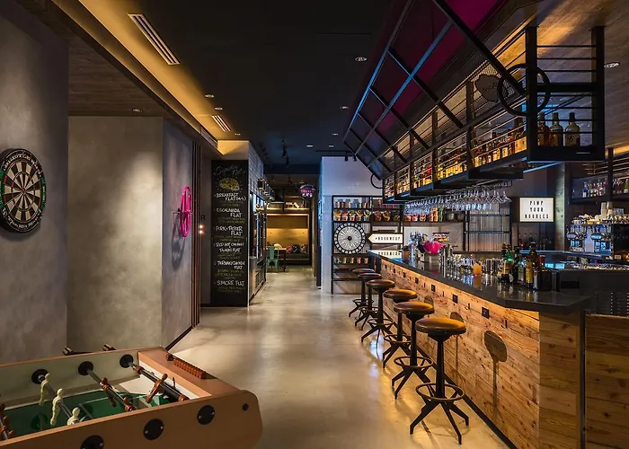 Moxy Osaka Honmachi