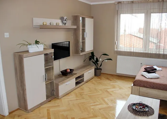 Apartment Cherry