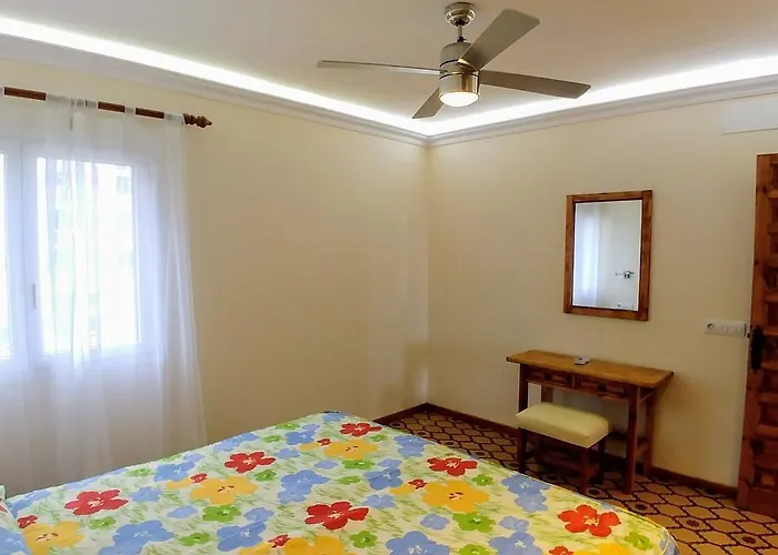 Apartamentos El Chaparral