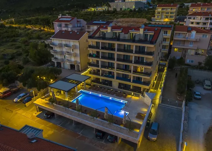 Luxury Aparthotel Makarska