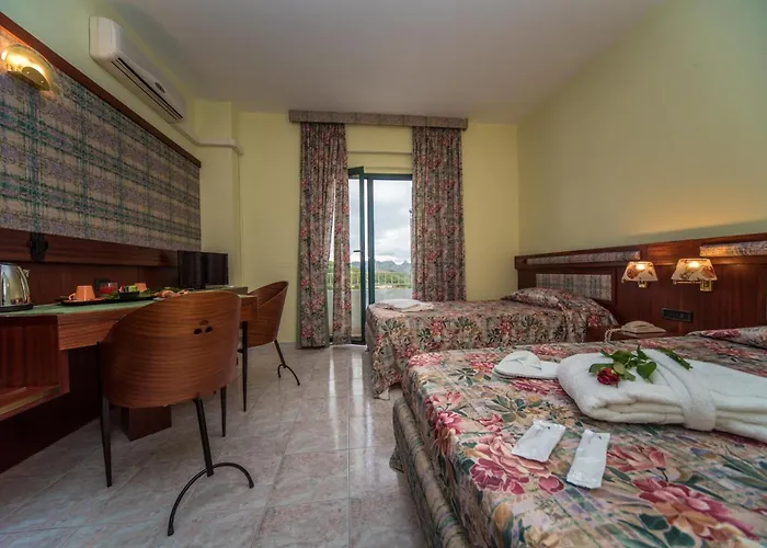 New Petit Hotel