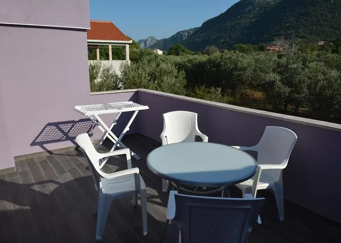 Apartments Dubas