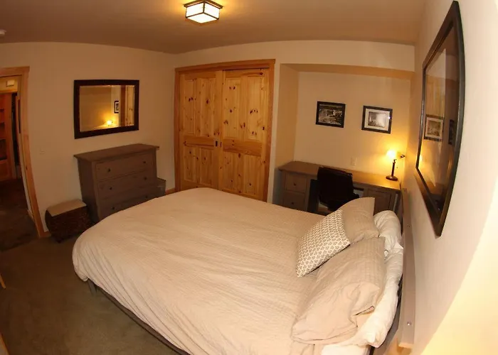 Hutson'S Hideaway 30 Day